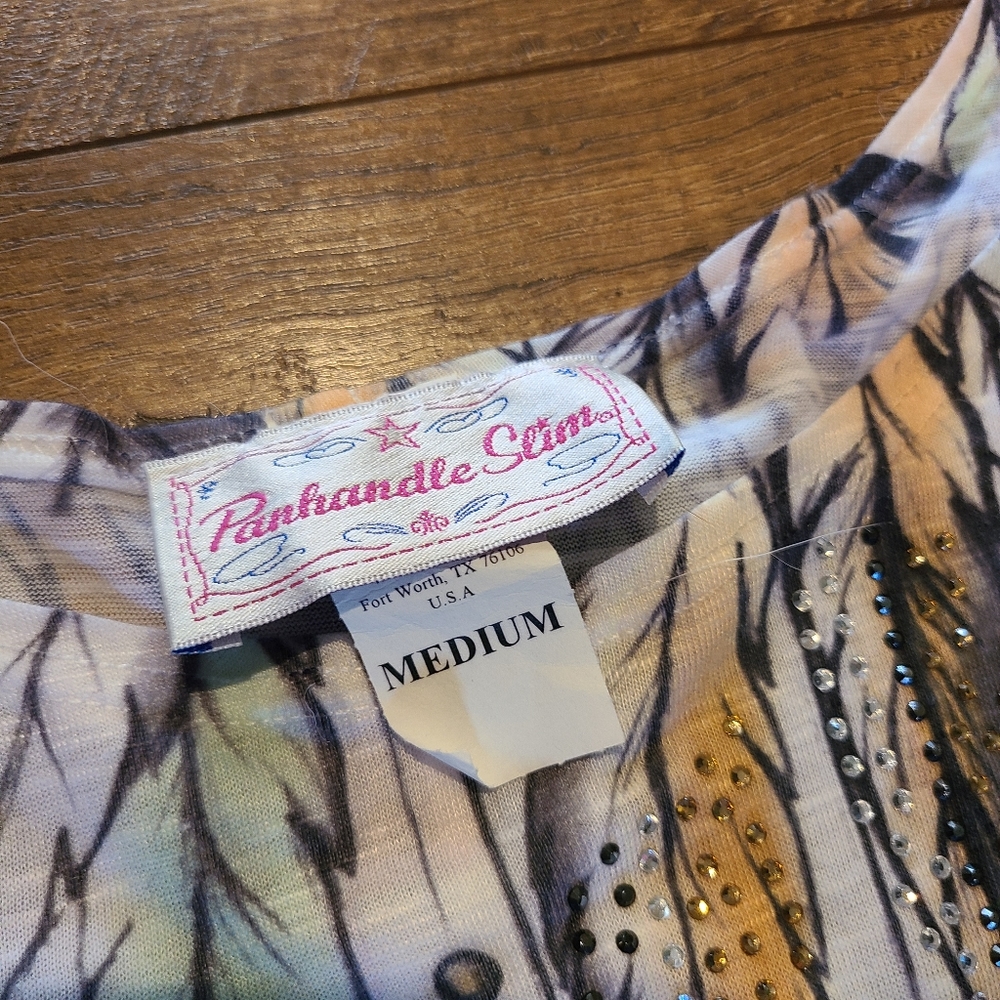 Shirt - Picture 3 of 4